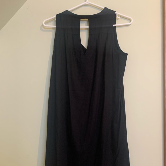 Perfect Summer Dress - Picture 3 of 3